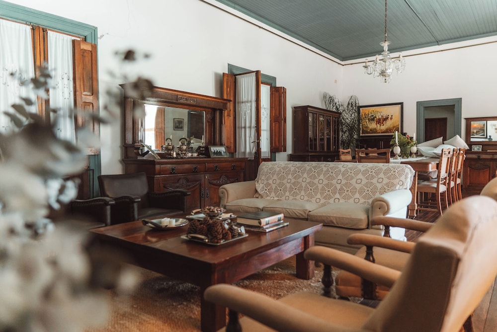 Estancia La Violeta
