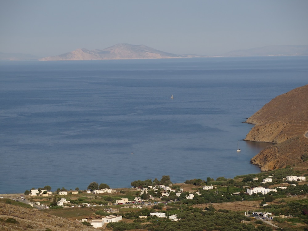 Kaminaki Amorgos Studios & Apartments