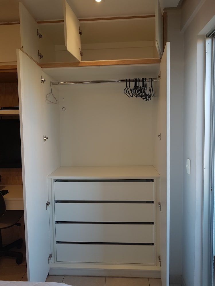 Charming Furnished Studio Flat