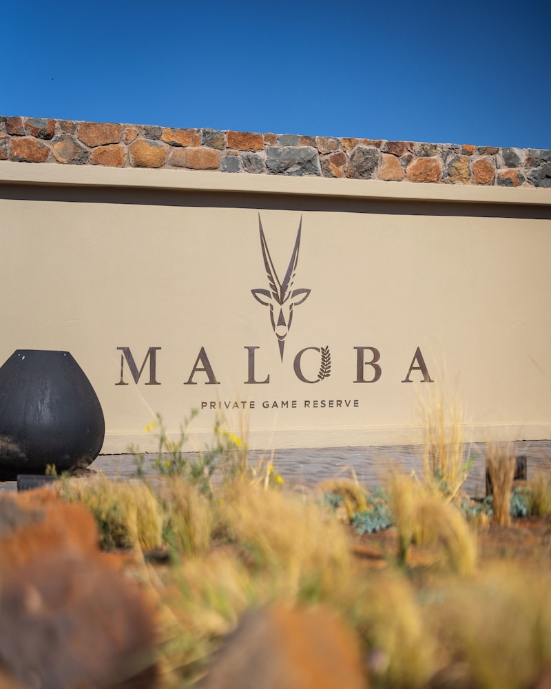 Maloba Lodge - Private Game Reserve
