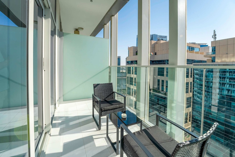 Chic Studio in Business Bay Near Burj Khalifa