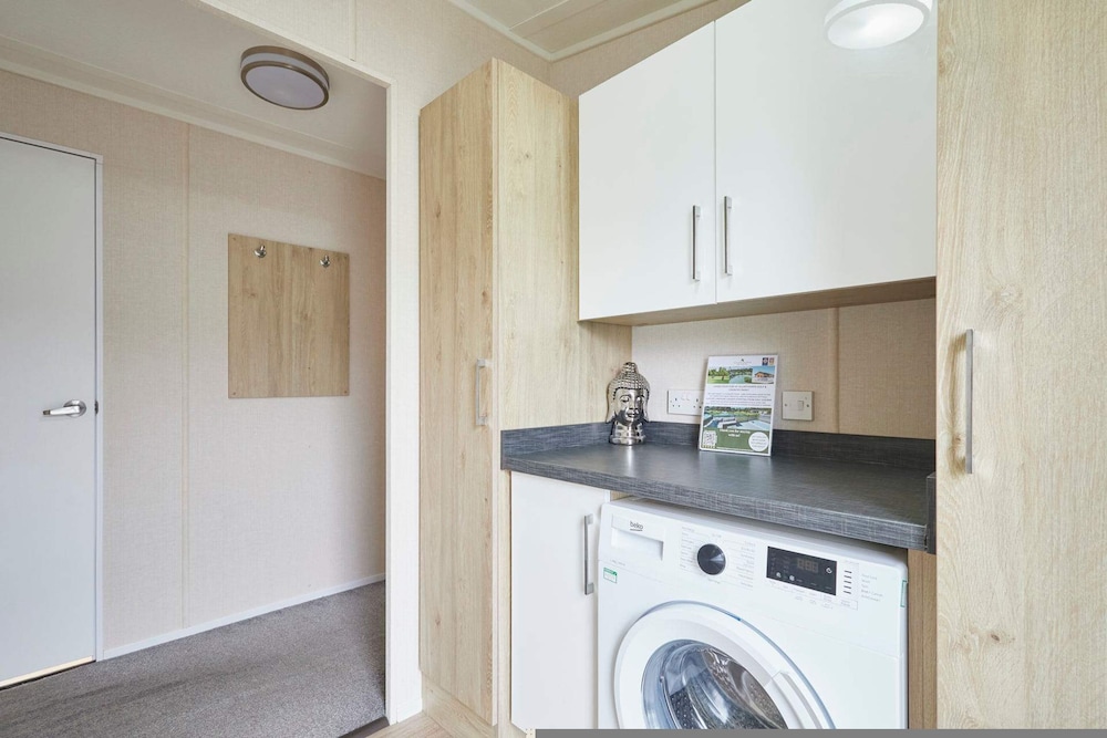 Host Stay Bluebell Lodge