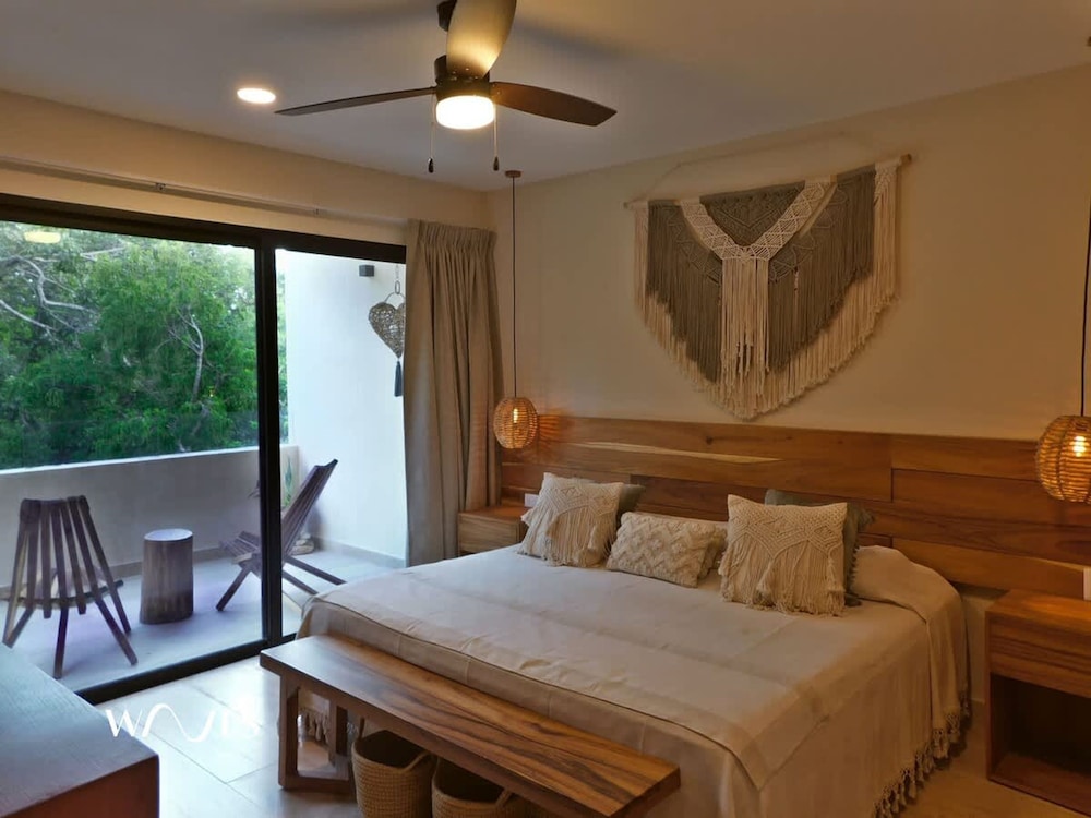2 BR Amazing Pool Top Amenities Wifi 2FL Gym