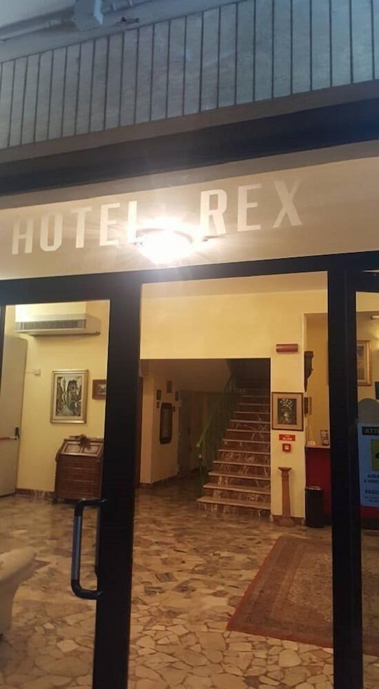 Nuovo Albergo Rex