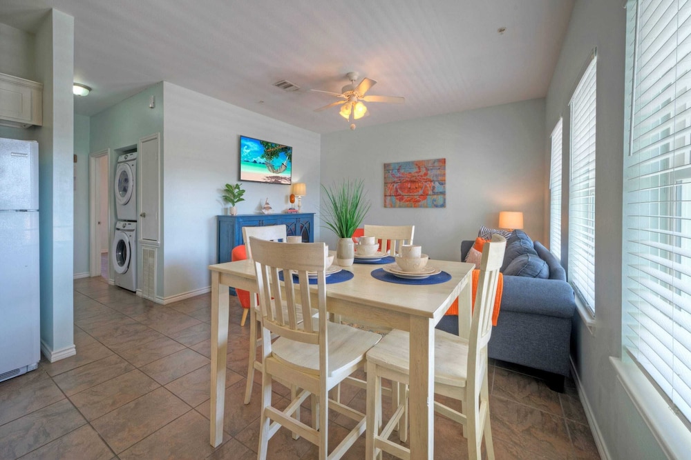 4 Costa Bahia Condos