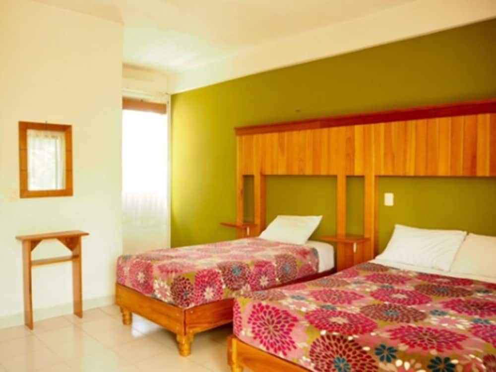 Hotel Maya Balam
