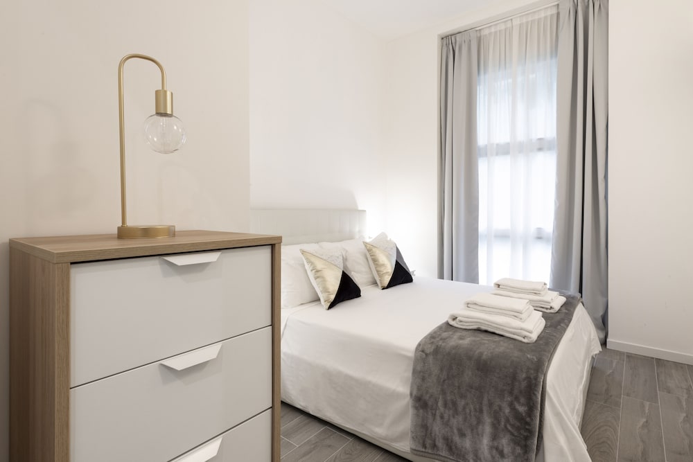 Milan Royal Suites & Luxury Apartments