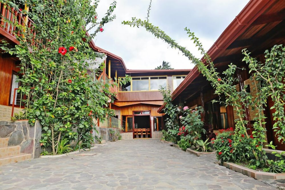 Hotel El Atardecer - Image 1