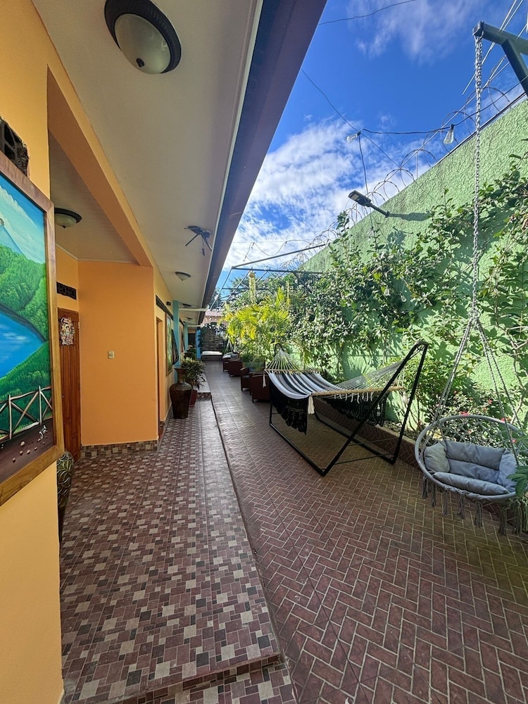 GRANADOS GUEST HOUSE