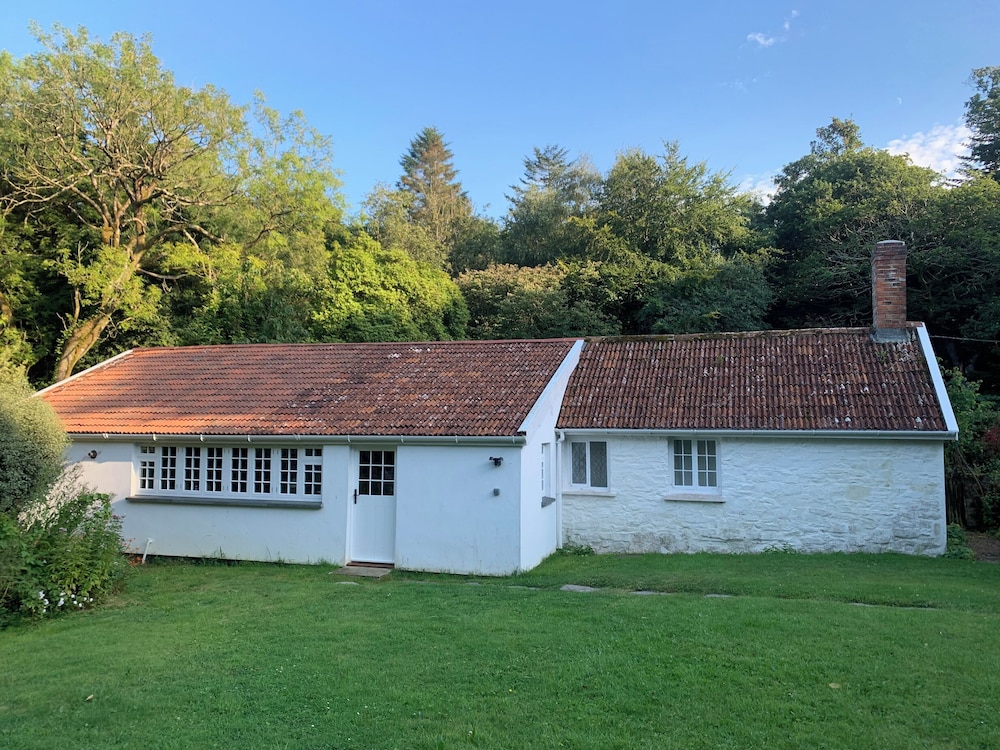 Laundry Cottage