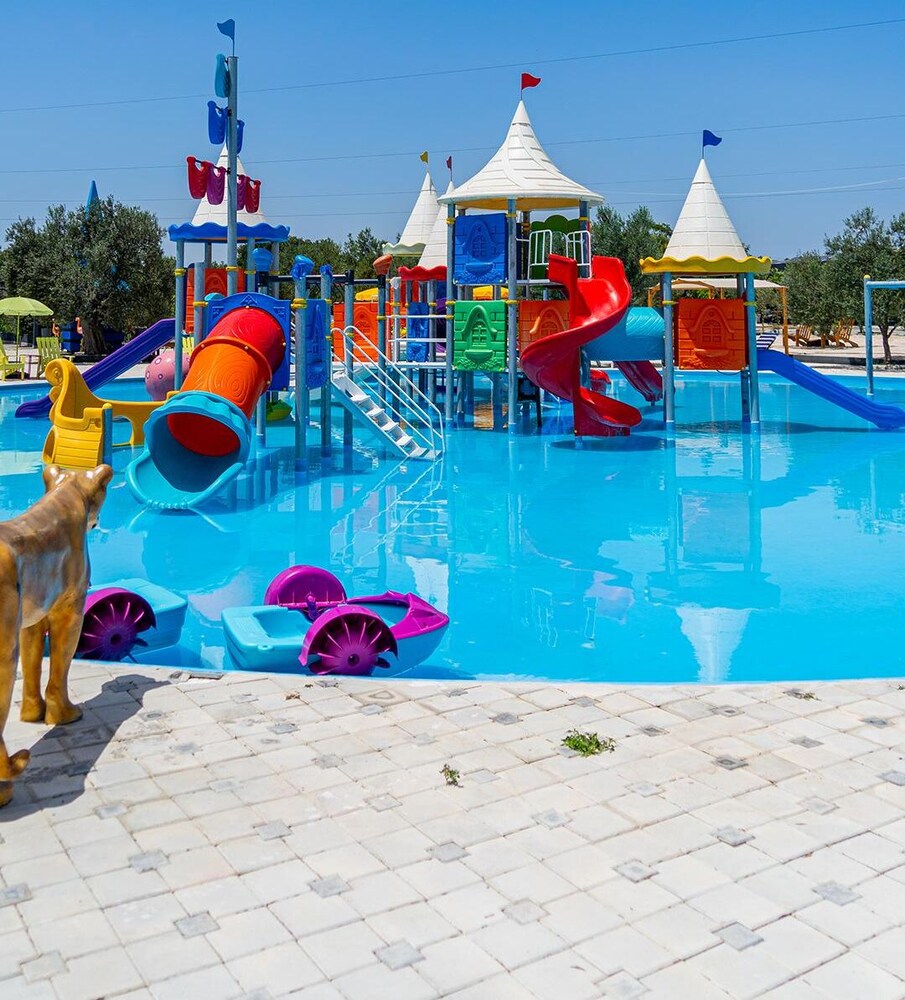 SİMLARDA AQUAPARK OTEL