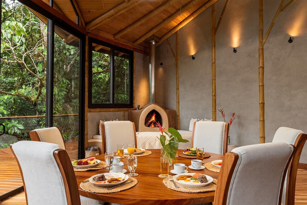 El Tigre Hideaway