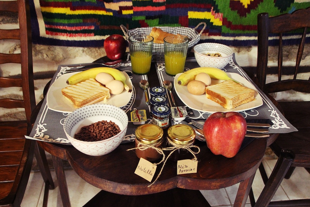 Aristotelis Traditional Guest House