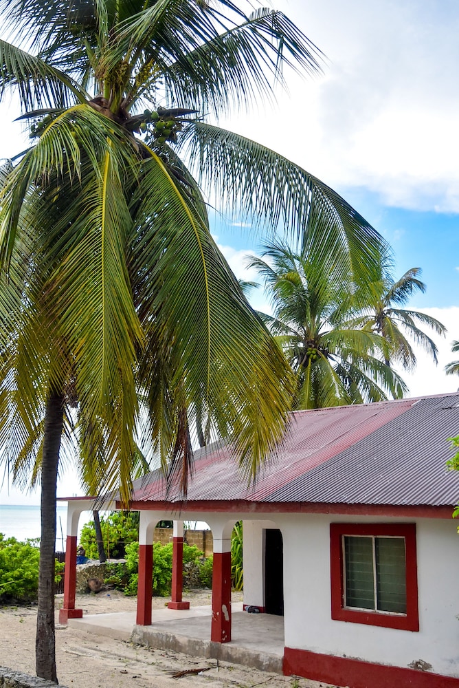 Jambiani House