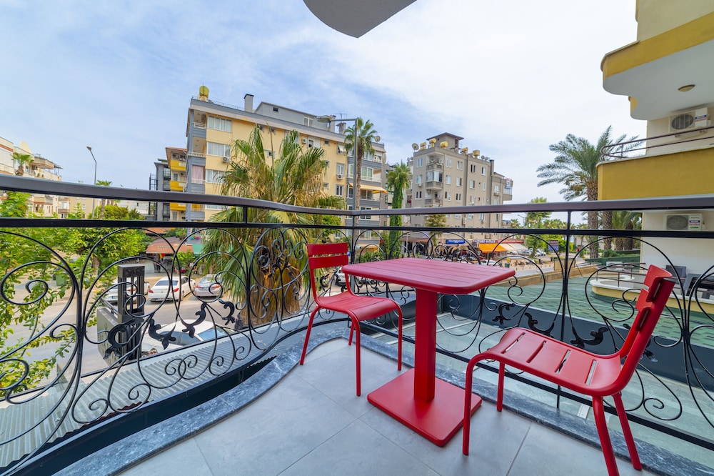 ARIA RIVA APART OTEL - Image 44