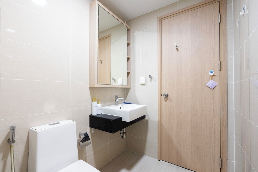 Apartment near Tan Son Nhat Airpot