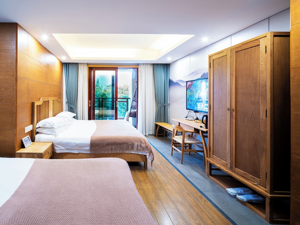 StarChain · Puyi Time · Family Vacation Villa (Wufeng Mountain Store in Anji)