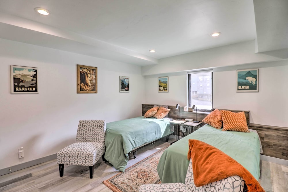 Modern Home in Downtown Whitefish: 7 Mi to Resort view 5