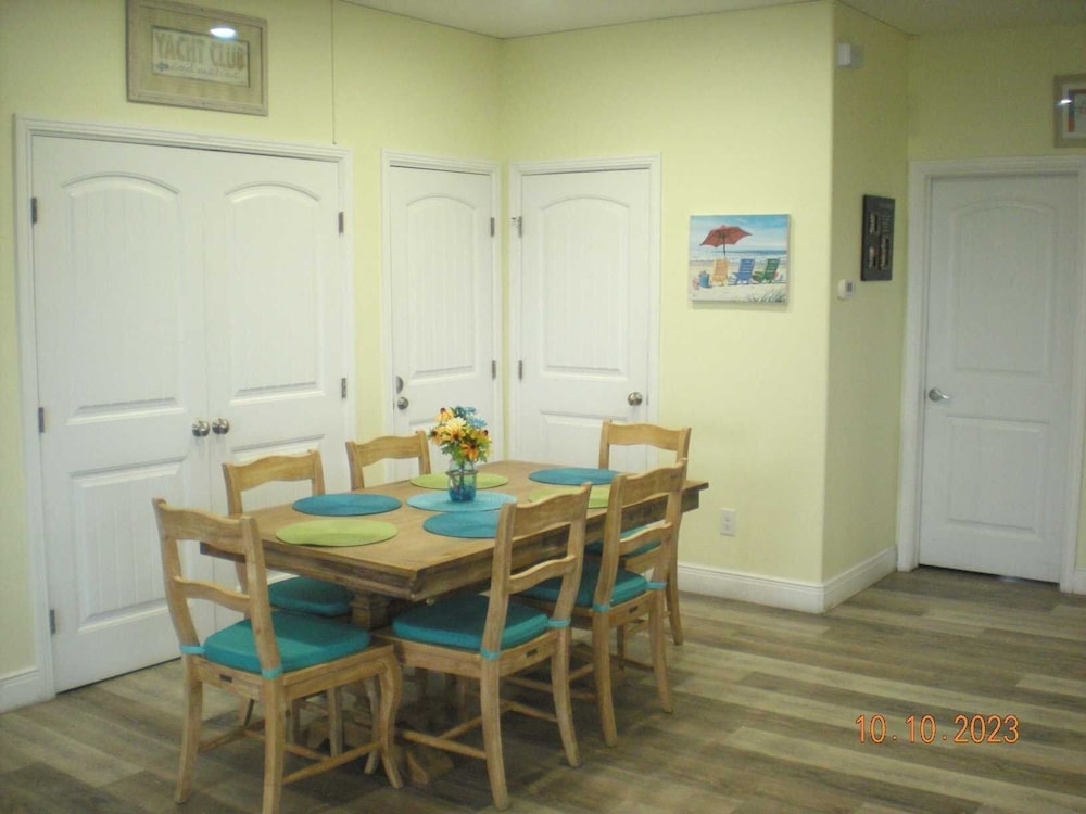 Beachgate Condo Suites And Hotel 331+332 4 Bedroom Condo