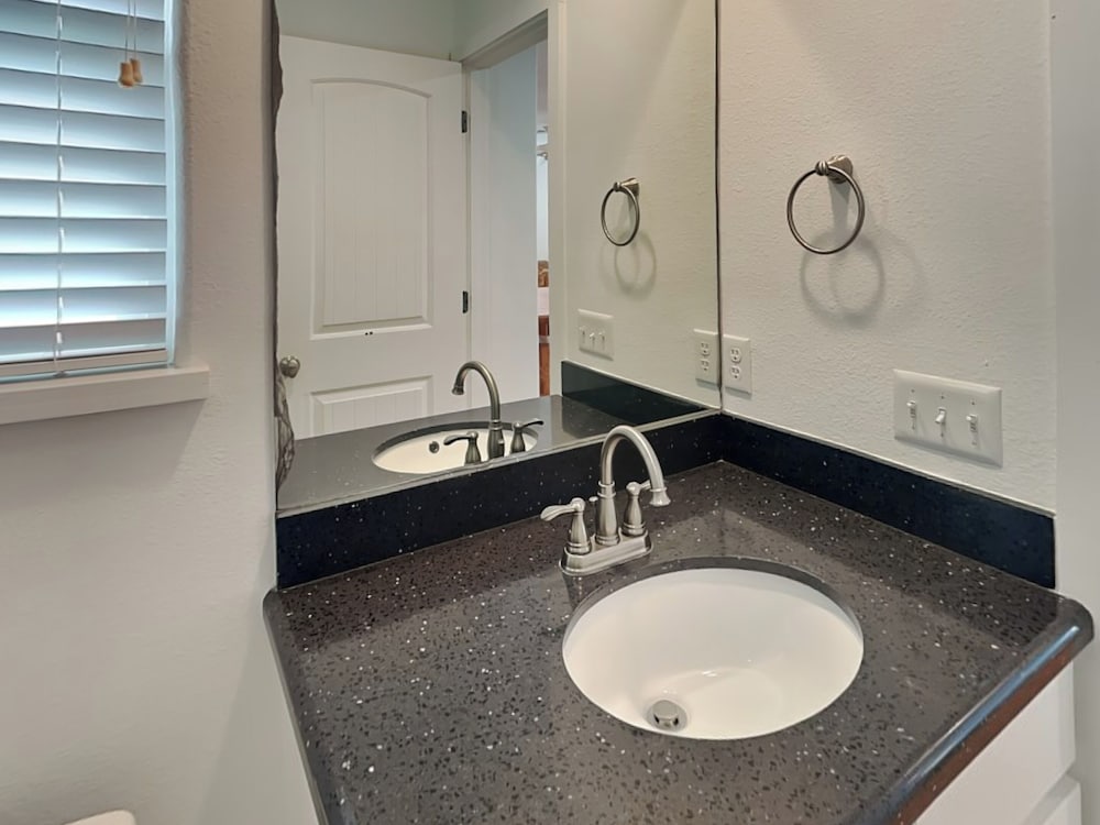 Seacasa 18 by Silver Sands Vacation Rentals
