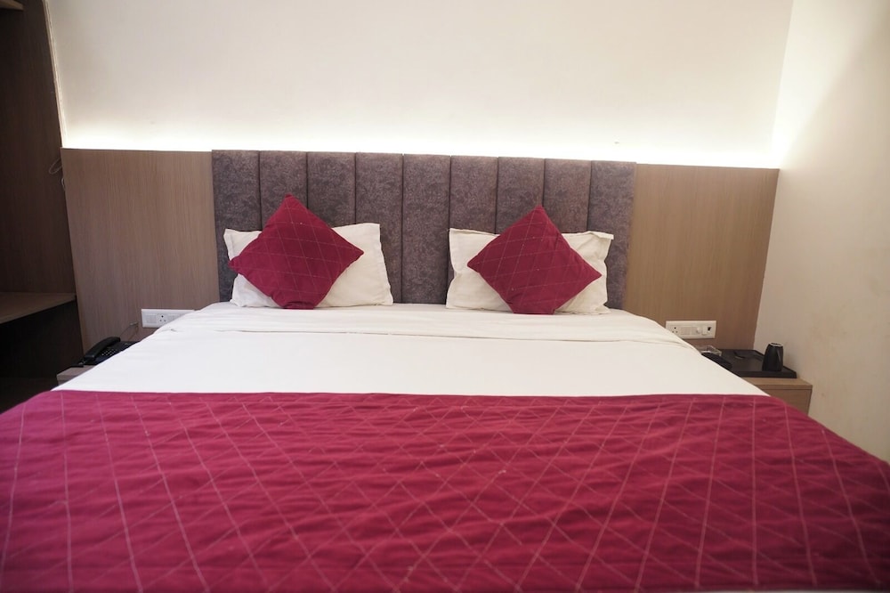 Hotel Mahalaxmi Grand