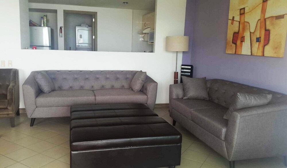 Unlimited Luxury SANMILLAN'S Condo