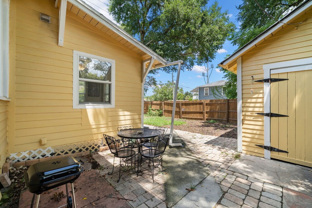 NEW Lakeland Landing Cute Bungalow by Downtown