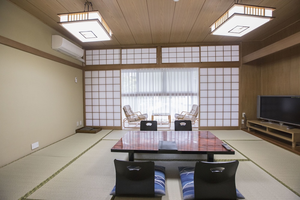 Atami Kinomiyanoyu Shogetsu