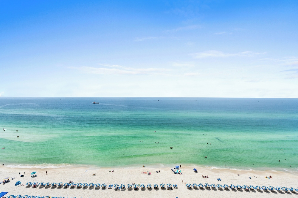 Tidewater by Book That Condo
