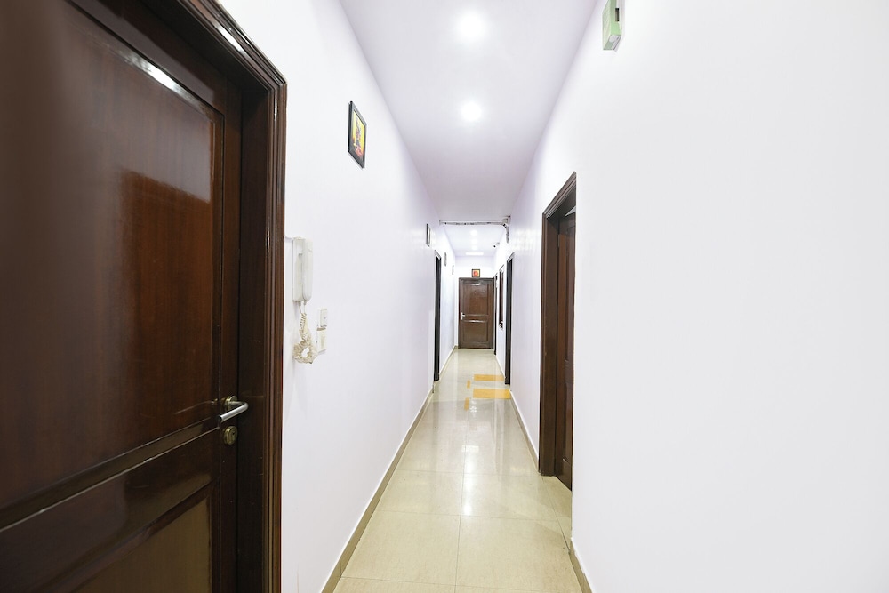 Fabhotel Tulip Sarover Mansarover Garden
