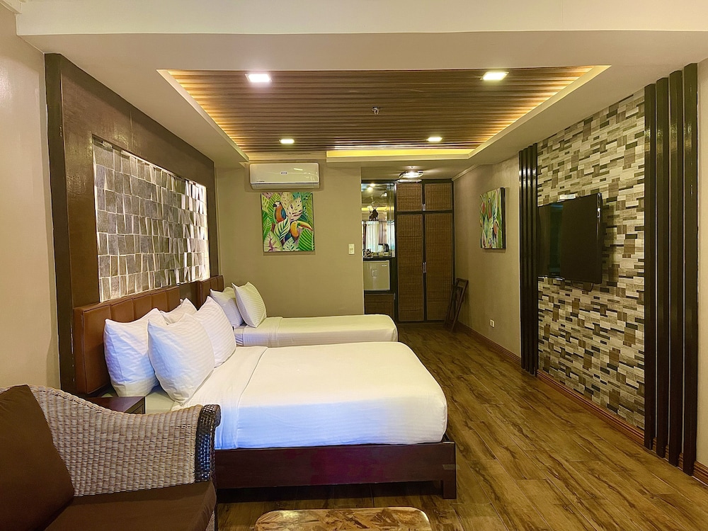 Red Coconut Beach Hotel