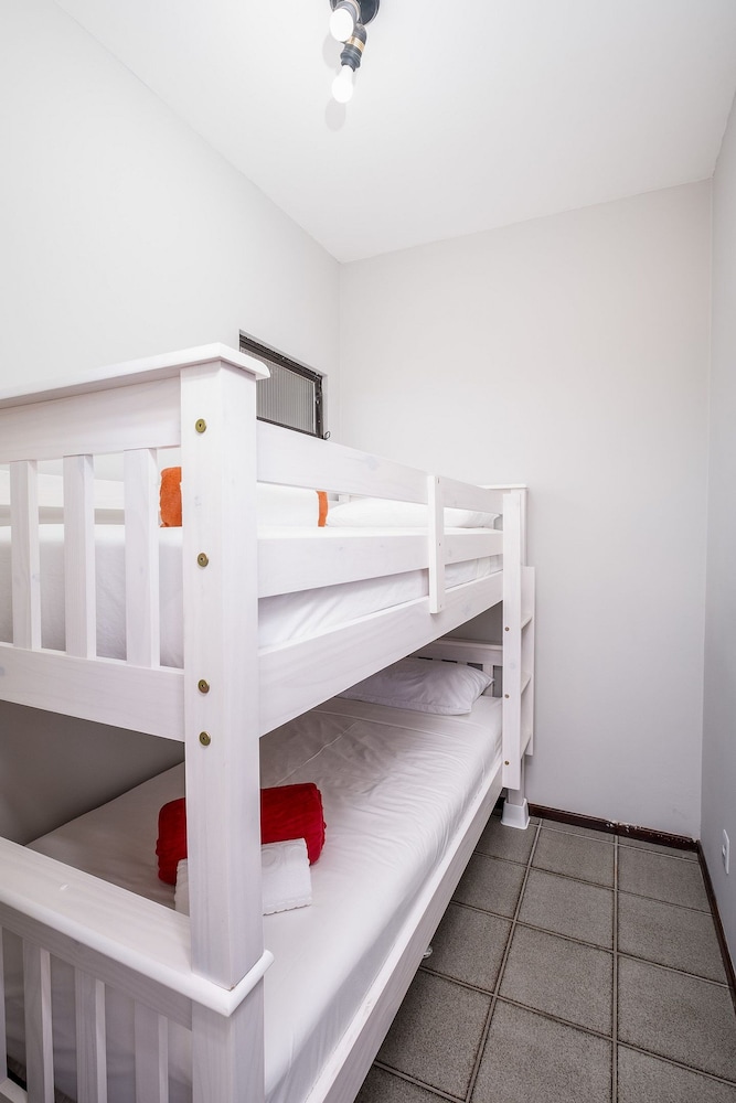 Beira-sea Condominium in Ingleses Norte - POR