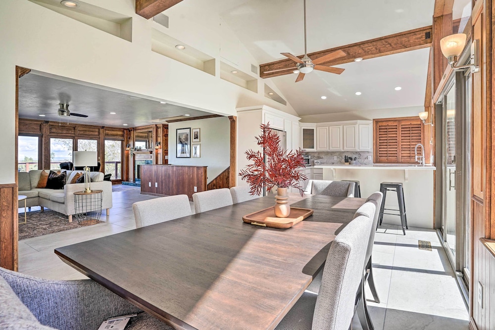 Prescott Vacations - Picturesque Prescott Home w/ Mtn Views Hot Tub - Property Image 4