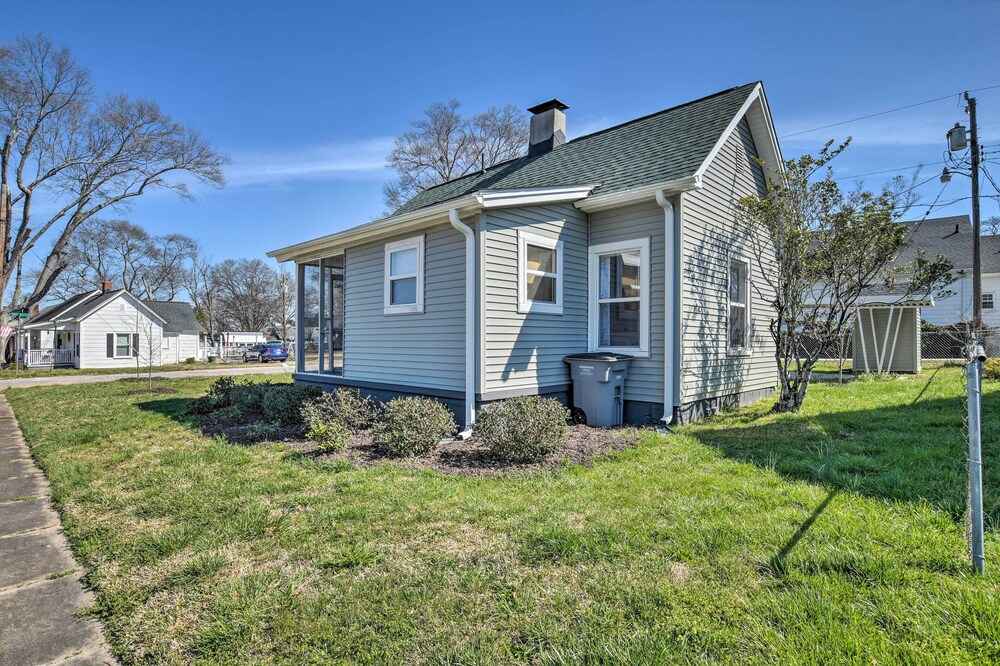 Cozy Home in Historic Area ~ 2 Mi to Main St! view 4