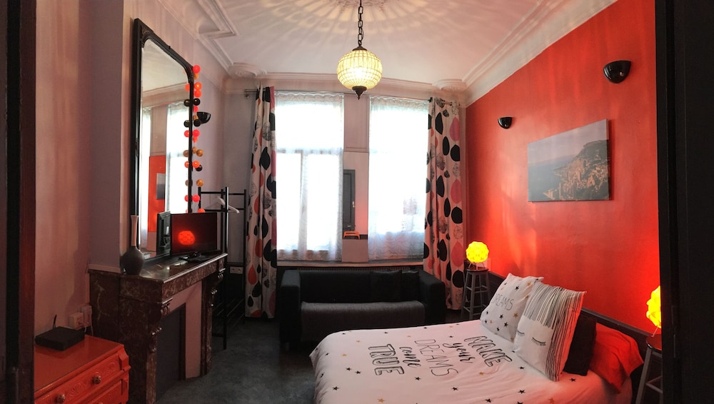La Maison du Bulot view 3
