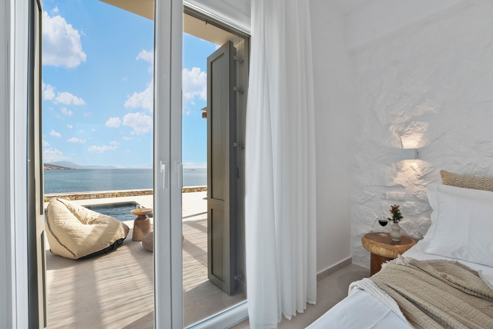 Roos Villas Naxos