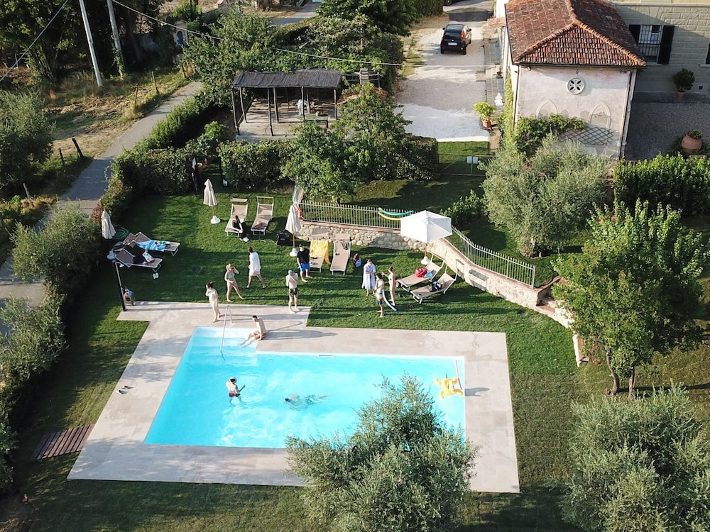 Photo 23