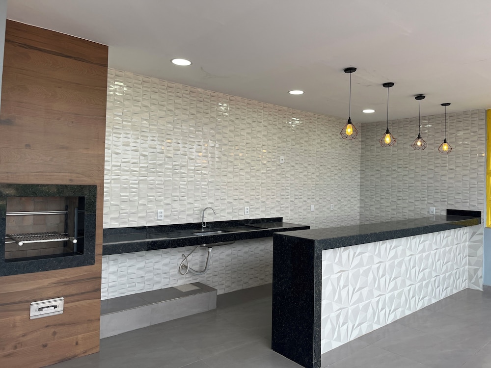 Aptos com Piscina e AC Brazilian Corner