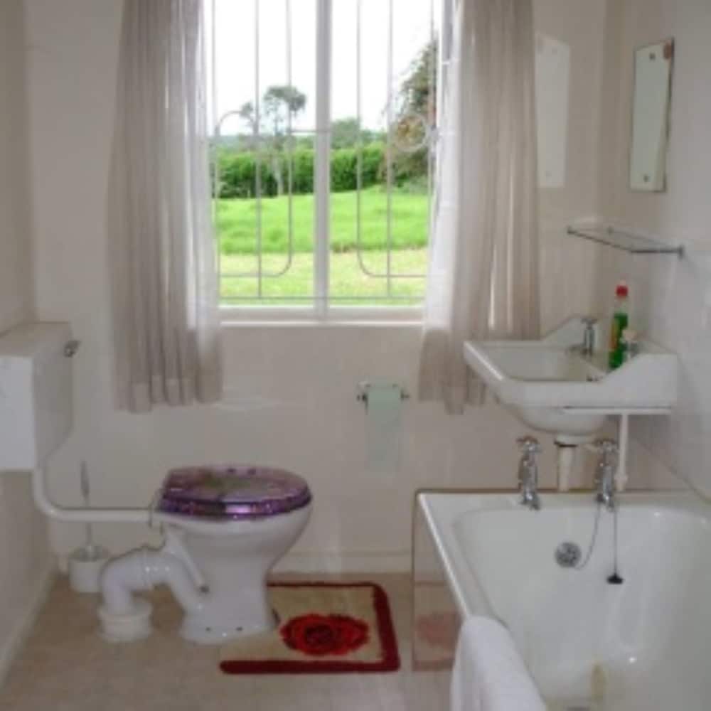 Amboni Lodge view 3