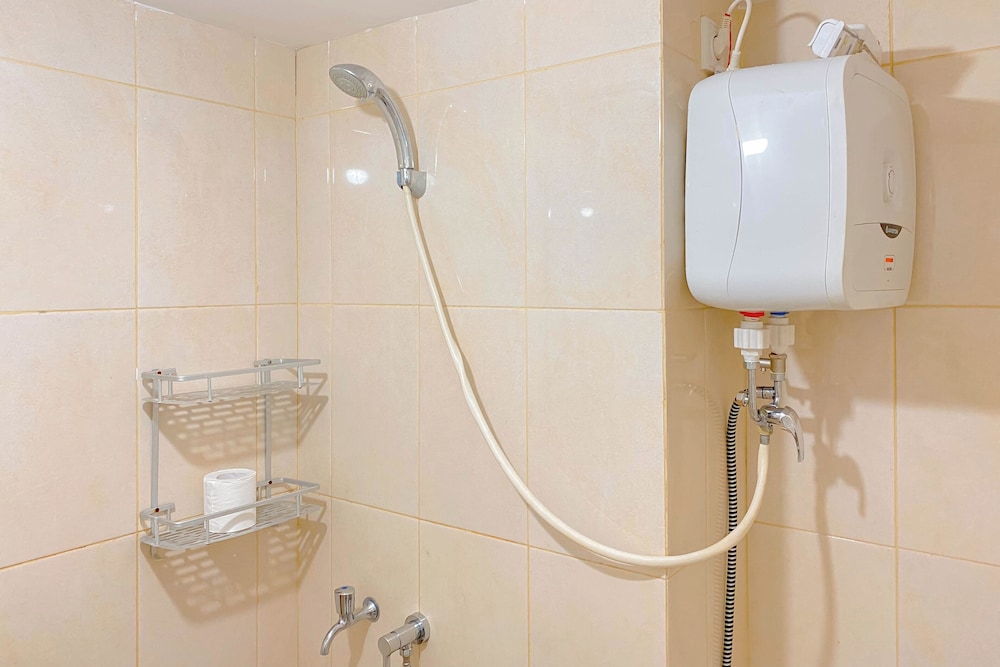 Good Location And Simply Studio Springlake Summarecon Bekasi Apartment