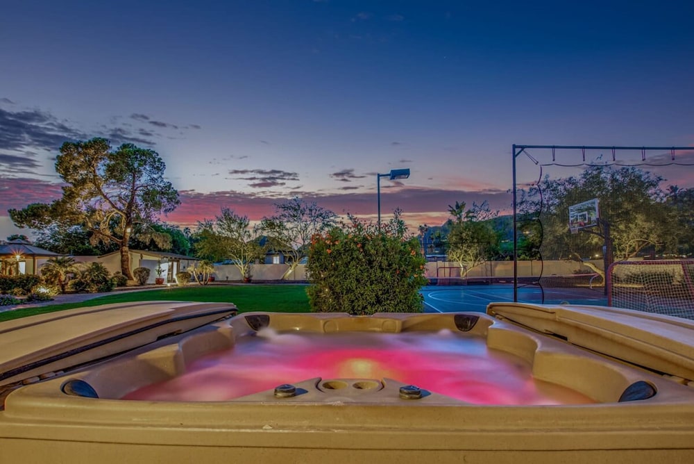 3M Paradise Valley Estate Heated Pool Tennis Spa