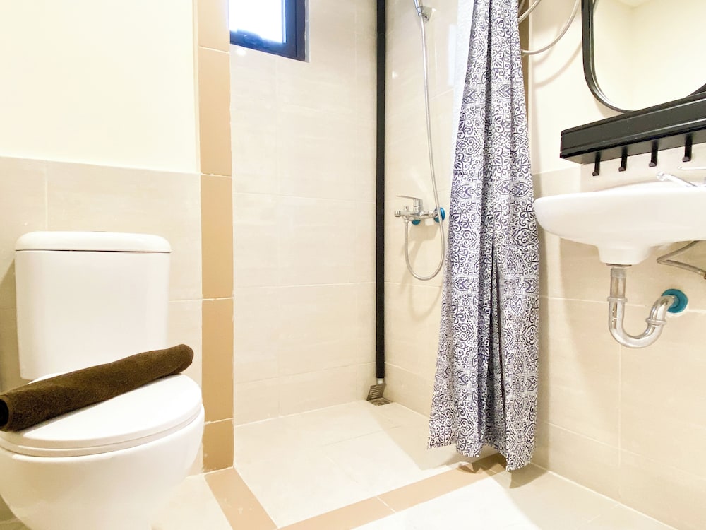 Good And Homey 2Br At Meikarta Apartment