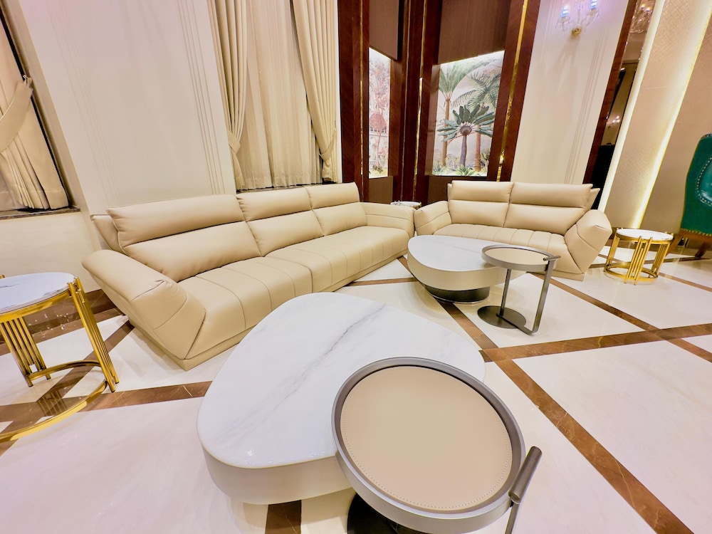 HOTEL SUKH FARM