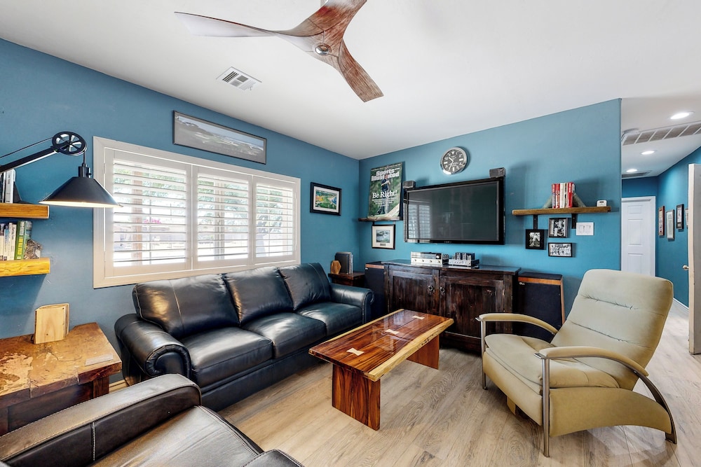 Home in Great Location - AC, W & D, Dog Friendly