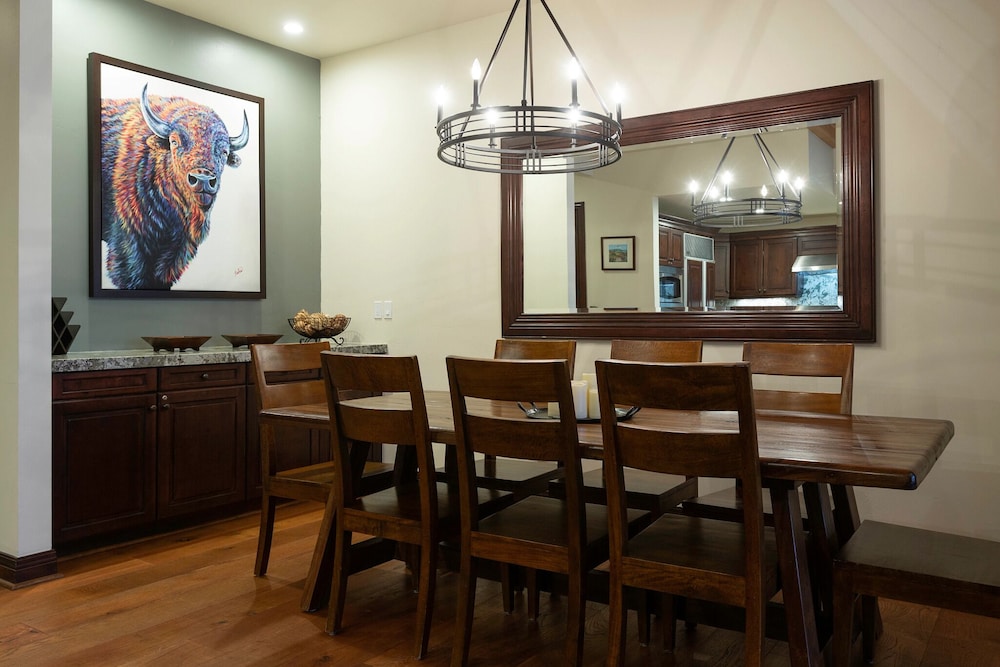 Trail's End Lodge at Deer Valley Resort - Four Bedroom Residence with Spa #505 4 Condo