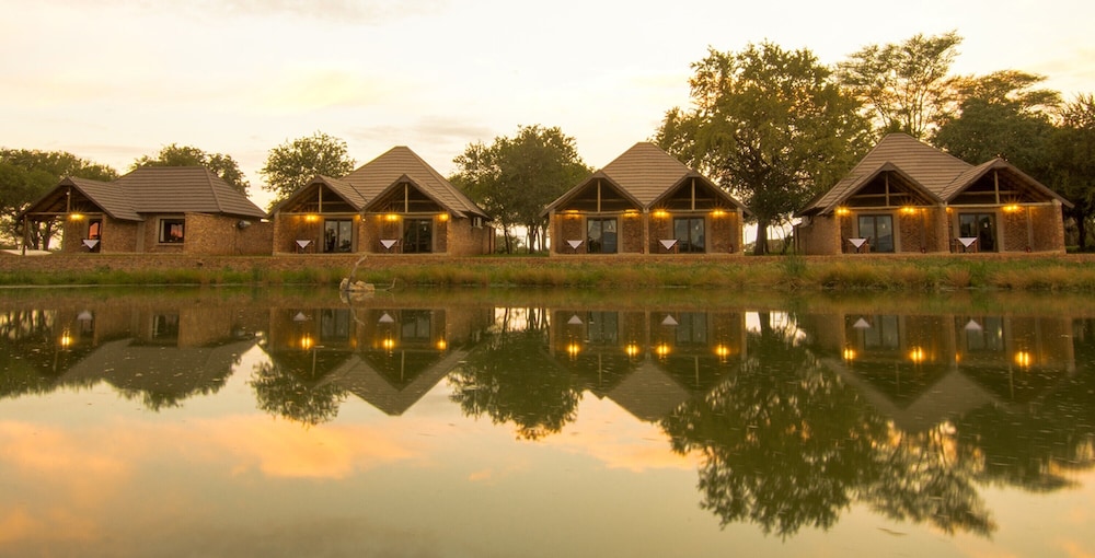 Elandela Private Game Reserve & Luxury Lodge
