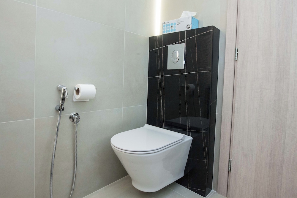 Brand New 1 Bd Apt in Trendy Kipseli