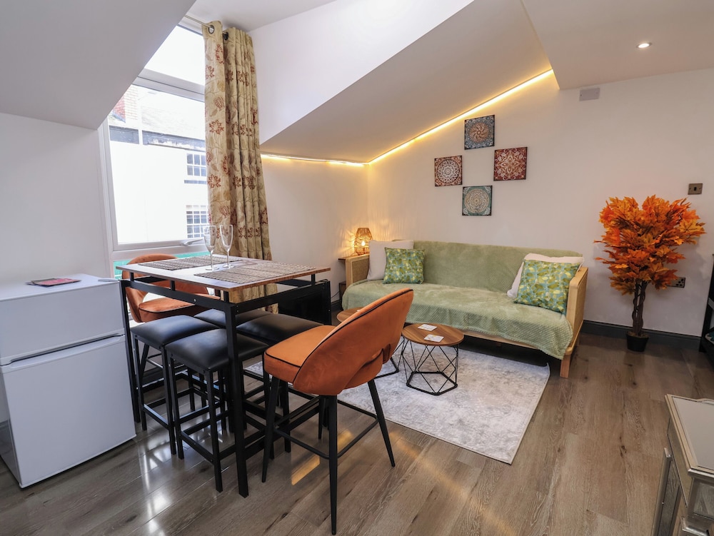 The Cloud Apartment 2
