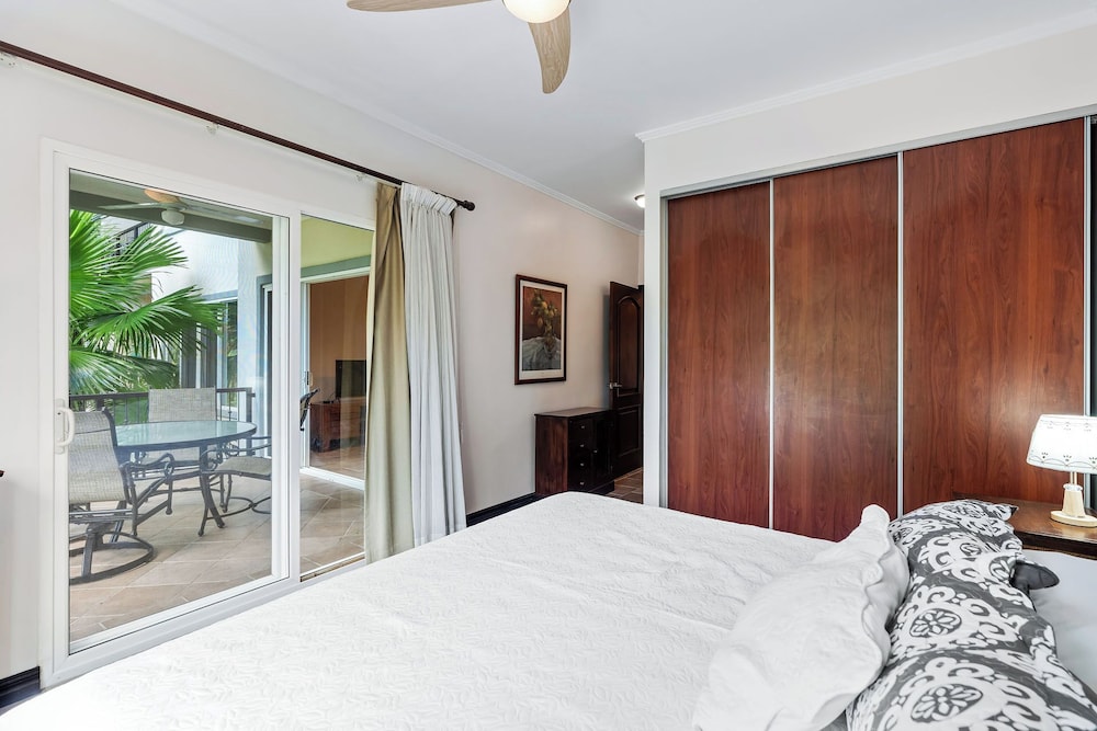 3-BD Beauty with Pool Near Beach