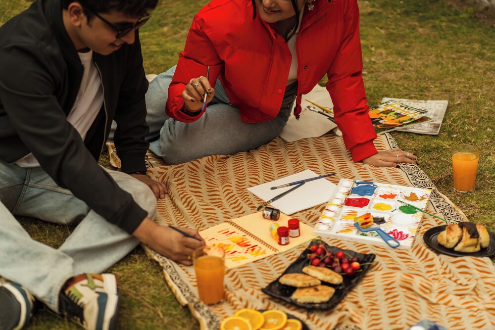 The Social Stays Kasol
